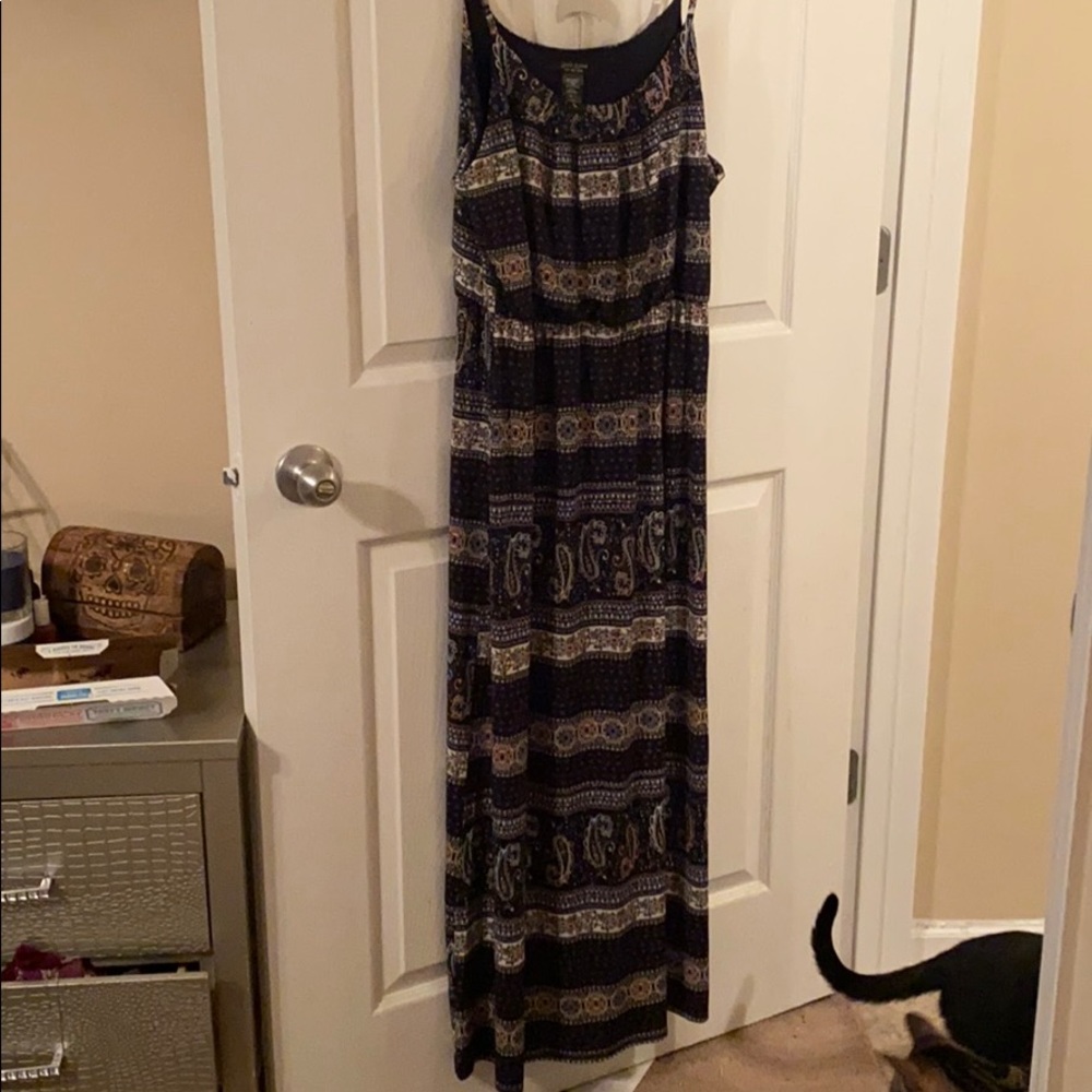 Spaghetti Strap Paisley Maxi Dress💙💜